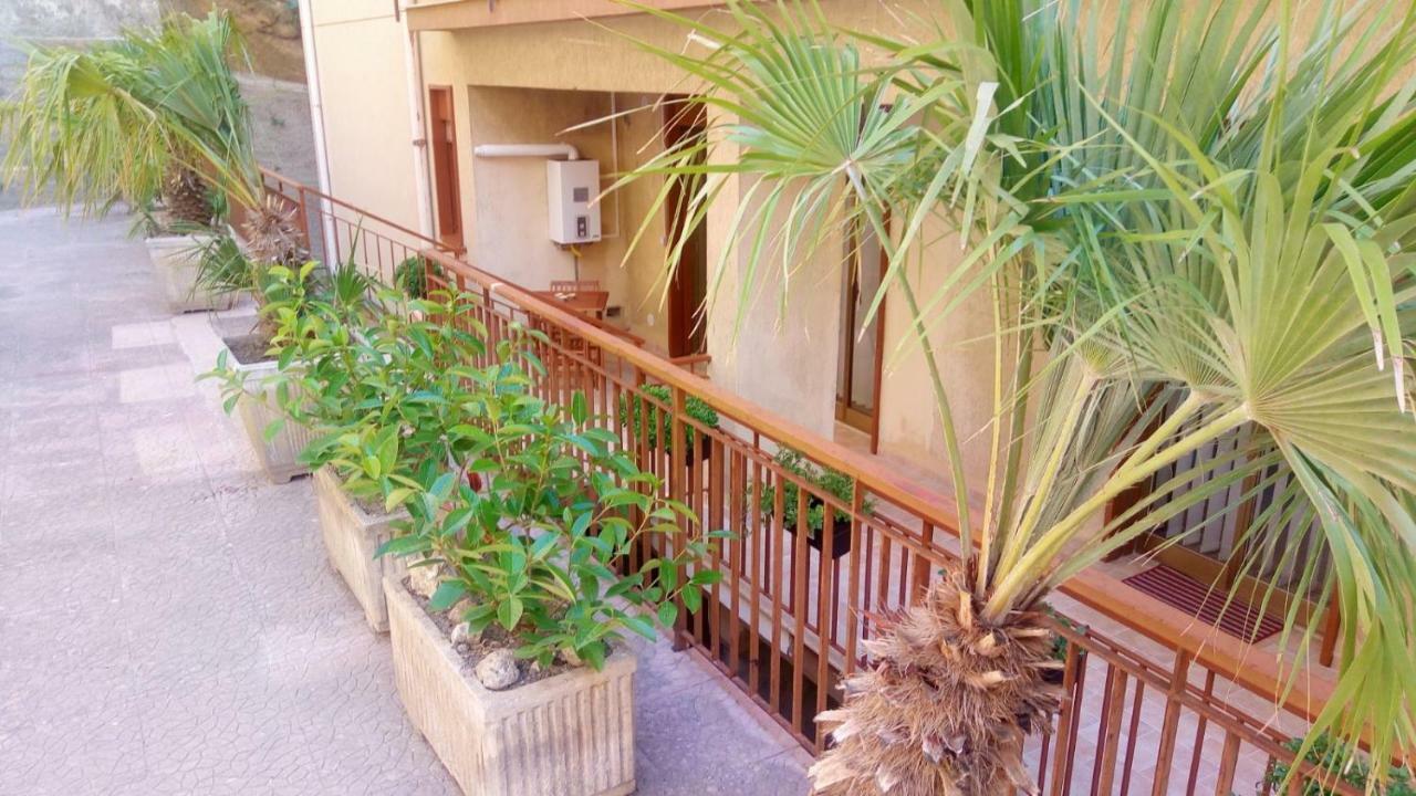 Agricentro Apartment Agrigento Ngoại thất bức ảnh